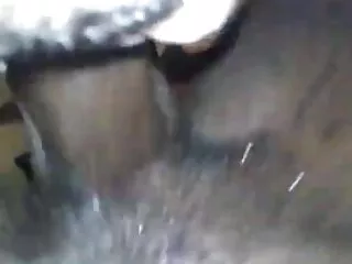 Hiç bir kızı swinger amator porno banyoda siktin mi?