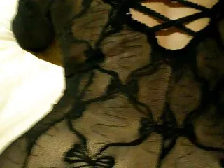 Büyük Göğüslü Baskın Sürtük Adamın Yüzüne Oturur ve Amını türk porno amatör Yenir